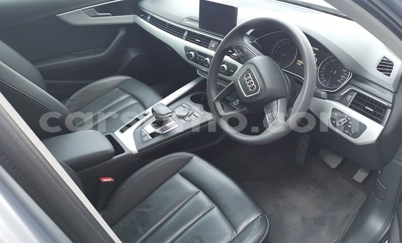 Acheter Occasion Voiture Audi A4 Gris à Maseru, Maseru Acheter Occasion Voiture Audi A4 Gris à Maseru, Maseru
