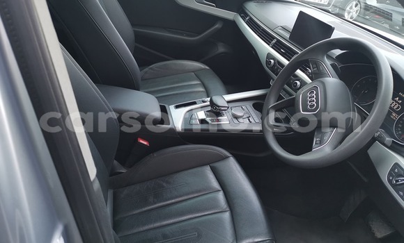 Acheter Occasion Voiture Audi A4 Gris à Maseru, Maseru Acheter Occasion Voiture Audi A4 Gris à Maseru, Maseru