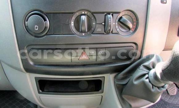 Sayi Na hannu Mercedes‒Benz Sprinter White Babbar mota in Maseru a Maseru Sayi Na hannu Mercedes‒Benz Sprinter White Babbar mota in Maseru a Maseru