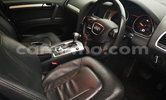 Sayi Na hannu Audi Q7 White Mota in Maseru a Maseru Sayi Na hannu Audi Q7 White Mota in Maseru a Maseru