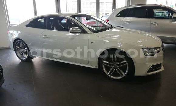 Acheter Occasion Voiture Audi S5 Blanc à Maseru, Maseru Acheter Occasion Voiture Audi S5 Blanc à Maseru, Maseru