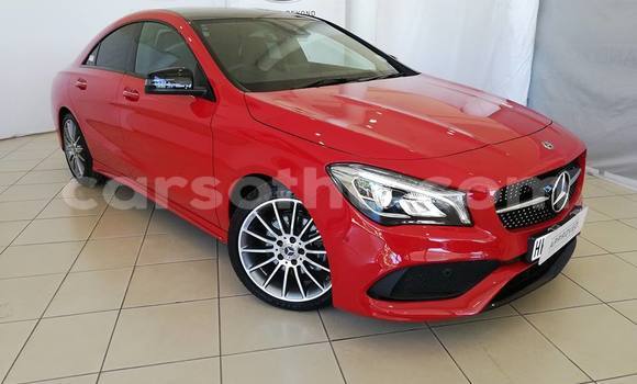 Sayi Na hannu Mercedes-Benz CLA-klasse AMG Red Mota in Maseru a Maseru Sayi Na hannu Mercedes-Benz CLA-klasse AMG Red Mota in Maseru a Maseru