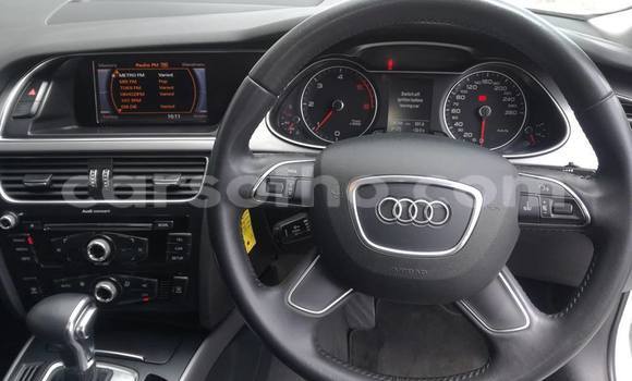 Sayi Na hannu Audi A4 White Mota in Maseru a Maseru Sayi Na hannu Audi A4 White Mota in Maseru a Maseru