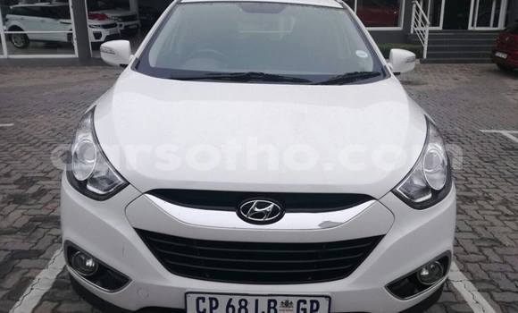 Sayi Na hannu Hyundai ix35 White Mota in Maseru a Maseru Sayi Na hannu Hyundai ix35 White Mota in Maseru a Maseru