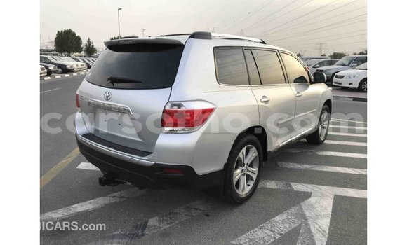 اشتري Imported Toyota Highlander Other سيارة في Import - Dubai في Maseru اشتري Imported Toyota Highlander Other سيارة في Import - Dubai في Maseru