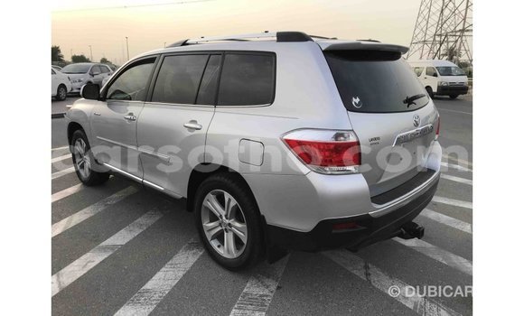 اشتري Imported Toyota Highlander Other سيارة في Import - Dubai في Maseru اشتري Imported Toyota Highlander Other سيارة في Import - Dubai في Maseru