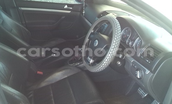 Acheter Occasion Voiture Volkswagen Polo Blanc à Maputsoe, Leribe Acheter Occasion Voiture Volkswagen Polo Blanc à Maputsoe, Leribe