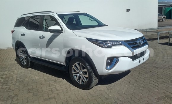 اشتري مستعمل Toyota Hilux White سيارة في Mafeteng في Mafeteng اشتري مستعمل Toyota Hilux White سيارة في Mafeteng في Mafeteng