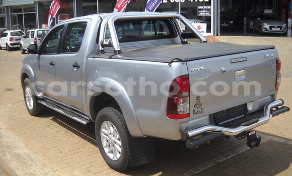 Buy Used Toyota Hilux Silver Car in Maseru in Maseru Buy Used Toyota Hilux Silver Car in Maseru in Maseru