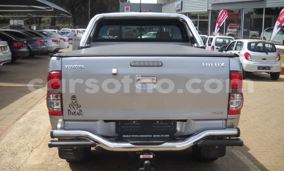 Buy Used Toyota Hilux Silver Car in Maseru in Maseru Buy Used Toyota Hilux Silver Car in Maseru in Maseru