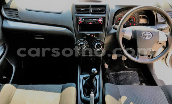 Acheter Occasion Voiture Toyota Avanza Blanc à Maseru, Maseru Acheter Occasion Voiture Toyota Avanza Blanc à Maseru, Maseru