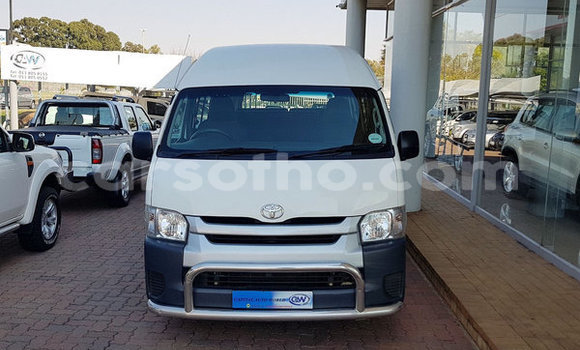 Sayi Na hannu Toyota Hiace White Mota in Maputsoa a Leribe Sayi Na hannu Toyota Hiace White Mota in Maputsoa a Leribe