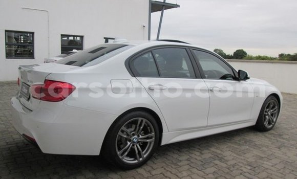 Acheter Occasion Voiture BMW 3–Series Blanc à Maputsoe, Leribe Acheter Occasion Voiture BMW 3–Series Blanc à Maputsoe, Leribe