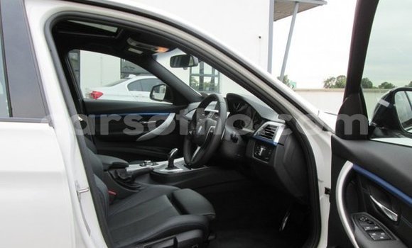 Acheter Occasion Voiture BMW 3–Series Blanc à Maputsoe, Leribe Acheter Occasion Voiture BMW 3–Series Blanc à Maputsoe, Leribe