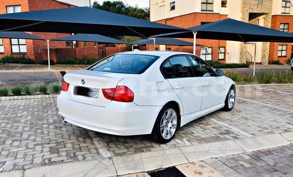 Buy Used BMW 3–Series White Car in Maputsoa in Leribe Buy Used BMW 3–Series White Car in Maputsoa in Leribe