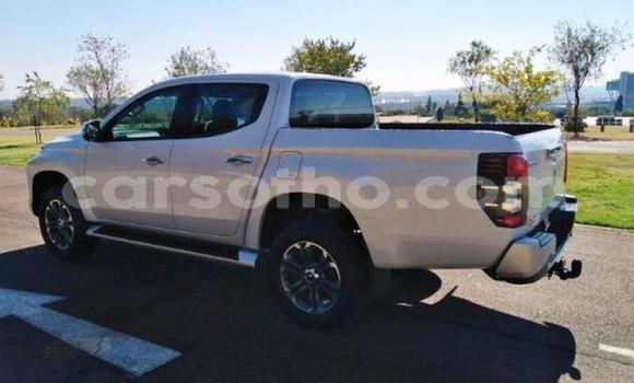 اشتري مستعمل Mitsubishi Triton White سيارة في Maseru في Maseru اشتري مستعمل Mitsubishi Triton White سيارة في Maseru في Maseru