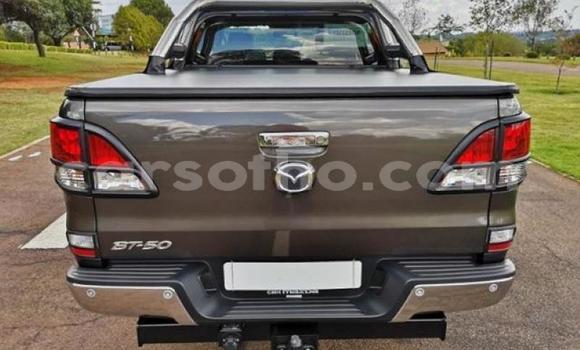 اشتري مستعمل Mazda BT-50 Brown سيارة في Maseru في Maseru اشتري مستعمل Mazda BT-50 Brown سيارة في Maseru في Maseru