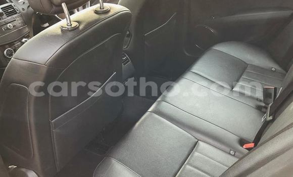 Acheter Occasion Voiture Mercedes-Benz C–Class Blanc à Maseru, Maseru Acheter Occasion Voiture Mercedes-Benz C–Class Blanc à Maseru, Maseru