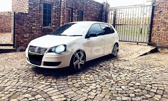 Acheter Occasion Voiture Volkswagen Polo Blanc à Maseru, Maseru Acheter Occasion Voiture Volkswagen Polo Blanc à Maseru, Maseru