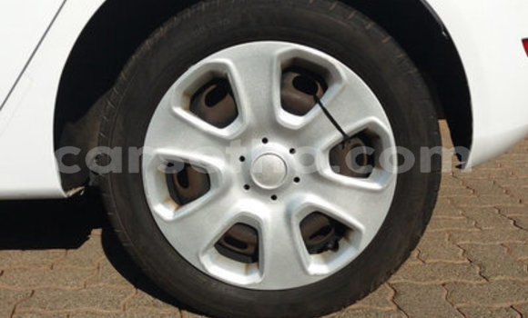 Acheter Occasion Voiture Ford Fiesta Blanc à Maseru, Maseru Acheter Occasion Voiture Ford Fiesta Blanc à Maseru, Maseru