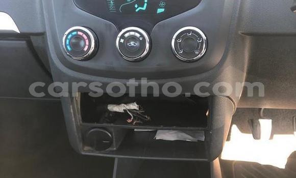 اشتري مستعمل Chevrolet Corsa White سيارة في Maputsoe في Leribe اشتري مستعمل Chevrolet Corsa White سيارة في Maputsoe في Leribe