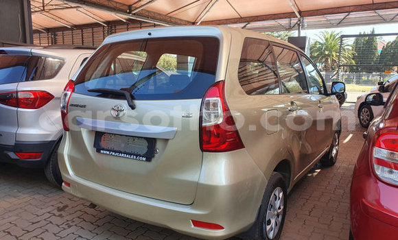 Acheter Occasion Voiture Toyota Avanza Beige à Hlotse, Leribe Acheter Occasion Voiture Toyota Avanza Beige à Hlotse, Leribe