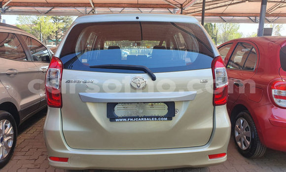 Acheter Occasion Voiture Toyota Avanza Beige à Hlotse, Leribe Acheter Occasion Voiture Toyota Avanza Beige à Hlotse, Leribe