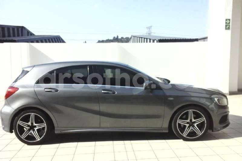 Big with watermark 2015 mercedes benz a class a25032