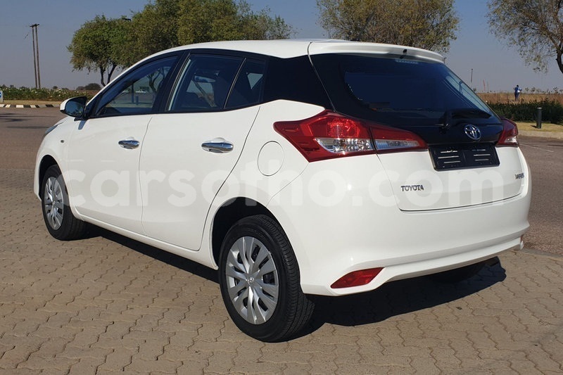 Big with watermark 2013 toyota yaris 3