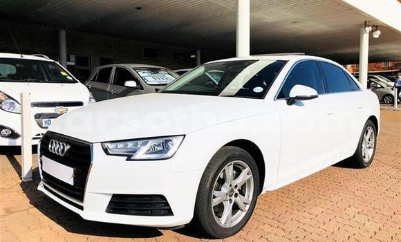 Acheter Occasion Voiture Audi A4 Blanc à Maseru, Maseru Acheter Occasion Voiture Audi A4 Blanc à Maseru, Maseru