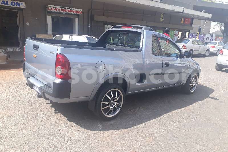 Big with watermark chevrolet corsa utility 1.7dti 6 2