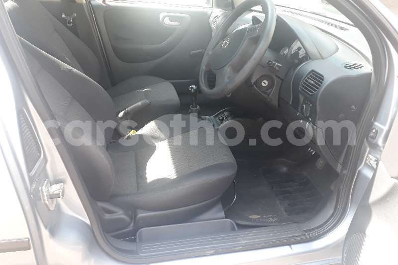 Big with watermark chevrolet corsa utility 1.7dti 7