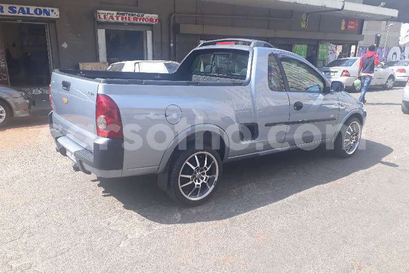 Big with watermark chevrolet corsa utility 1.7dti