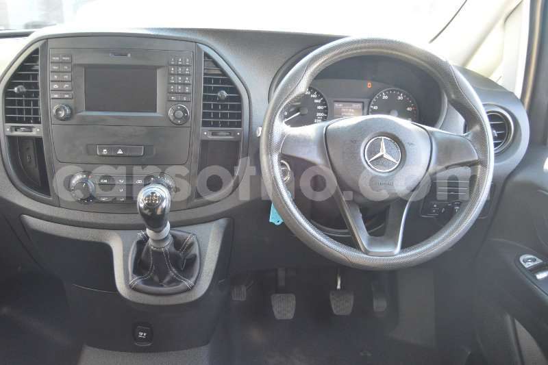 Big with watermark mercedes benz vito 115 cdi 87