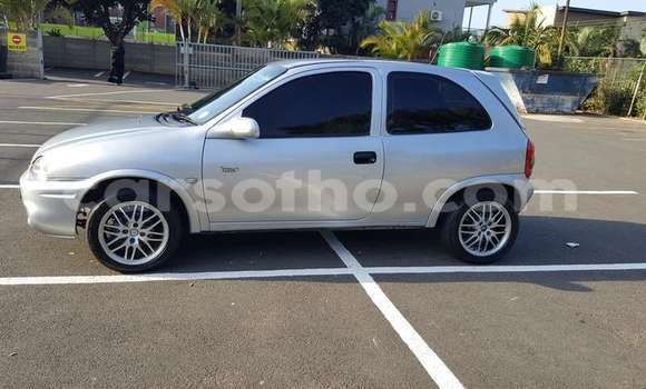 Sayi Na hannu Opel Corsa Silver Mota in Maseru a Maseru Sayi Na hannu Opel Corsa Silver Mota in Maseru a Maseru