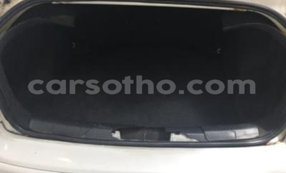 Acheter Occasion Voiture Volkswagen Polo Blanc à Maseru, Maseru Acheter Occasion Voiture Volkswagen Polo Blanc à Maseru, Maseru