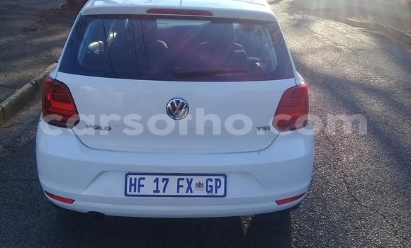 اشتري مستعمل Volkswagen Polo White سيارة في Maputsoe في Leribe اشتري مستعمل Volkswagen Polo White سيارة في Maputsoe في Leribe