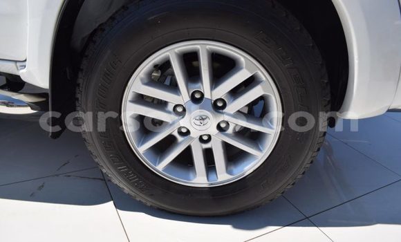 Acheter Occasion Voiture Toyota Hilux Blanc à Maseru, Maseru Acheter Occasion Voiture Toyota Hilux Blanc à Maseru, Maseru