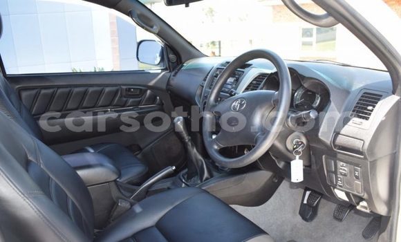 Acheter Occasion Voiture Toyota Hilux Blanc à Maseru, Maseru Acheter Occasion Voiture Toyota Hilux Blanc à Maseru, Maseru