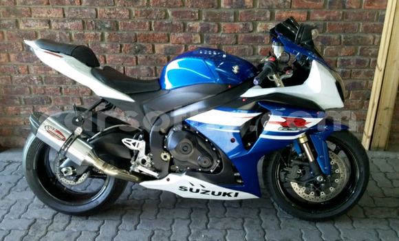 Acheter Occasion Voiture Suzuki APV Bleu à Maputsoa, Leribe Acheter Occasion Voiture Suzuki APV Bleu à Maputsoa, Leribe