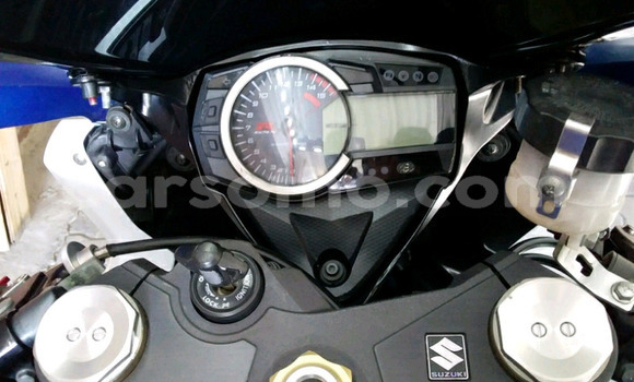 Acheter Occasion Voiture Suzuki APV Bleu à Maputsoa, Leribe Acheter Occasion Voiture Suzuki APV Bleu à Maputsoa, Leribe