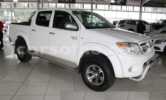 Acheter Occasion Voiture Toyota Hilux Blanc à Maseru, Maseru Acheter Occasion Voiture Toyota Hilux Blanc à Maseru, Maseru