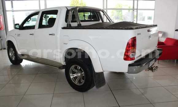 Acheter Occasion Voiture Toyota Hilux Blanc à Maseru, Maseru Acheter Occasion Voiture Toyota Hilux Blanc à Maseru, Maseru