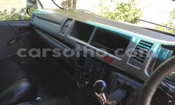 Acheter Occasion Voiture Toyota 4Runner Blanc à Maseru, Maseru Acheter Occasion Voiture Toyota 4Runner Blanc à Maseru, Maseru