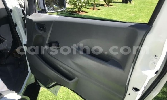 Acheter Occasion Voiture Toyota 4Runner Blanc à Maseru, Maseru Acheter Occasion Voiture Toyota 4Runner Blanc à Maseru, Maseru