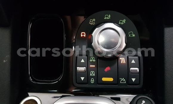 Buy Used Land Rover Discovery Silver Car in Maputsoa in Leribe Buy Used Land Rover Discovery Silver Car in Maputsoa in Leribe