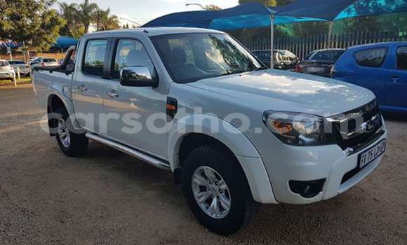 Acheter Occasion Voiture Ford Club Wagon Blanc à Maseru, Maseru Acheter Occasion Voiture Ford Club Wagon Blanc à Maseru, Maseru