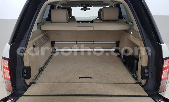 Sayi Na hannu Land Rover Range Rover White Mota in Maputsoe a Leribe Sayi Na hannu Land Rover Range Rover White Mota in Maputsoe a Leribe