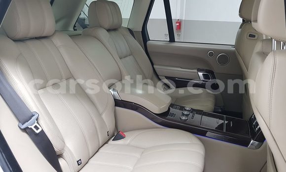 Sayi Na hannu Land Rover Range Rover White Mota in Maputsoe a Leribe Sayi Na hannu Land Rover Range Rover White Mota in Maputsoe a Leribe