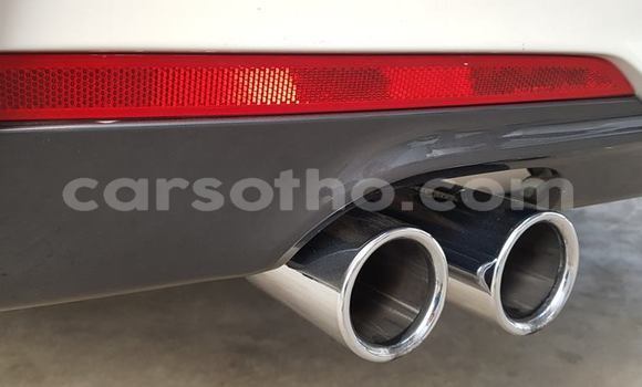 Acheter Occasion Voiture BMW 3–Series Blanc à Maputsoe, Leribe Acheter Occasion Voiture BMW 3–Series Blanc à Maputsoe, Leribe